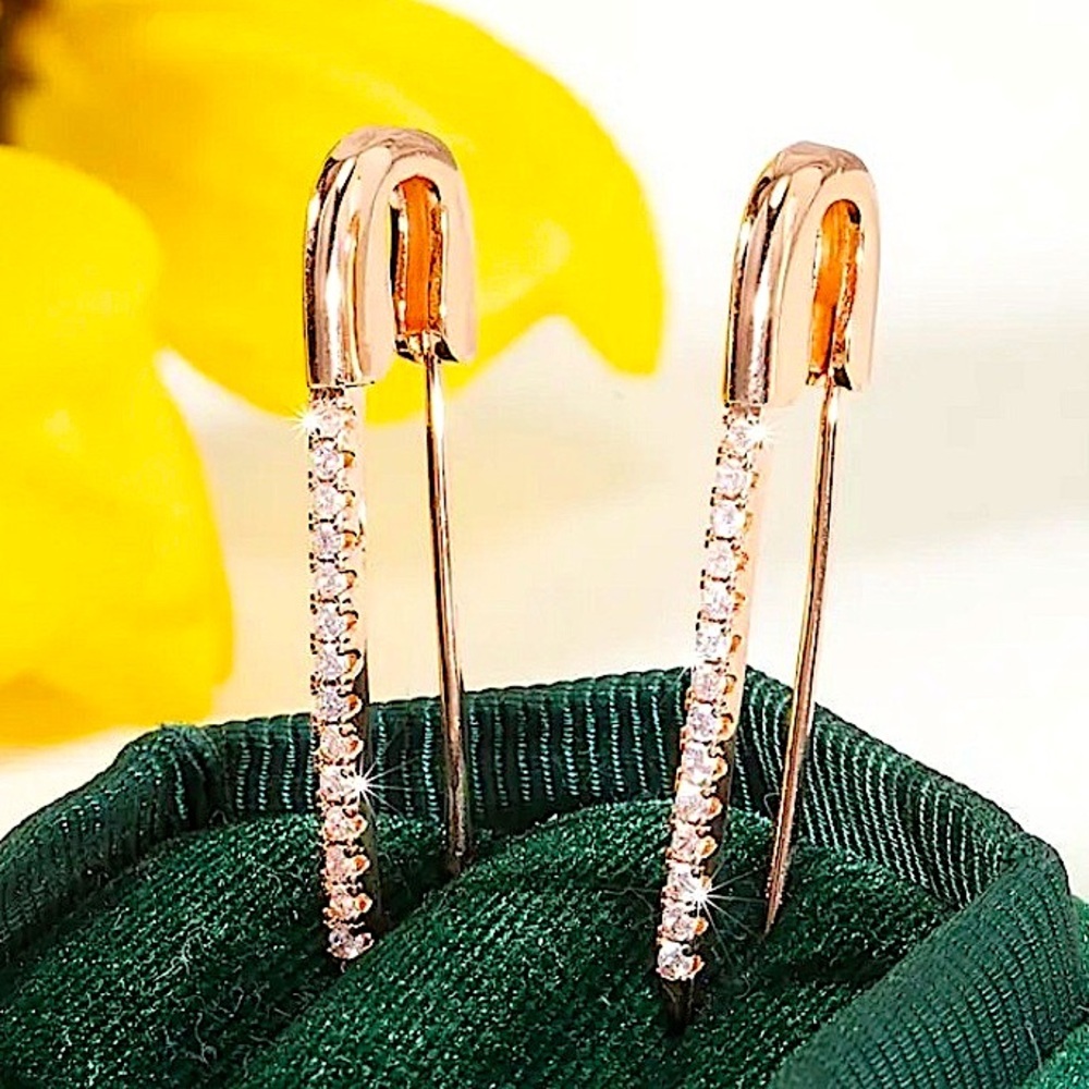 Rose Gold Plated Zircon Safety Pin Earrings, Minimalist, Punk, Gift For Teena…